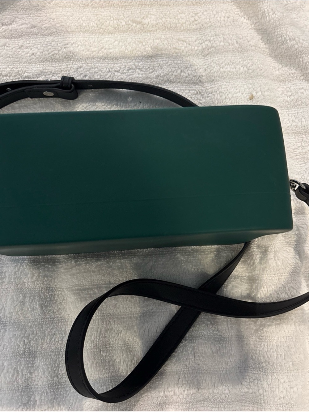 FABLOU Chelsea Green Silicone Crossbody adjustable Black Strap Waterproof Vegan